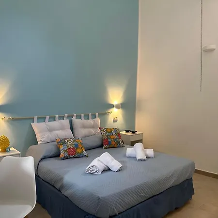 Madre Terra Airport & 3* טראסיני
