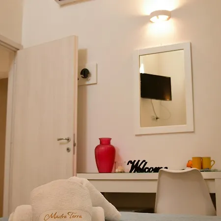 Guest house Madre Terra & Terrasini